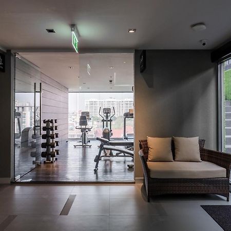 Voque Hotel & Serviced Residence Sukhumvit 51 Bangkok Ngoại thất bức ảnh